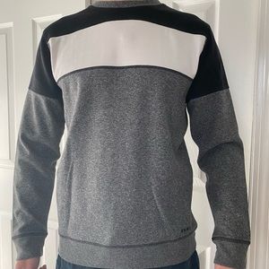 DKNY Man’s Crew Sweatshirt